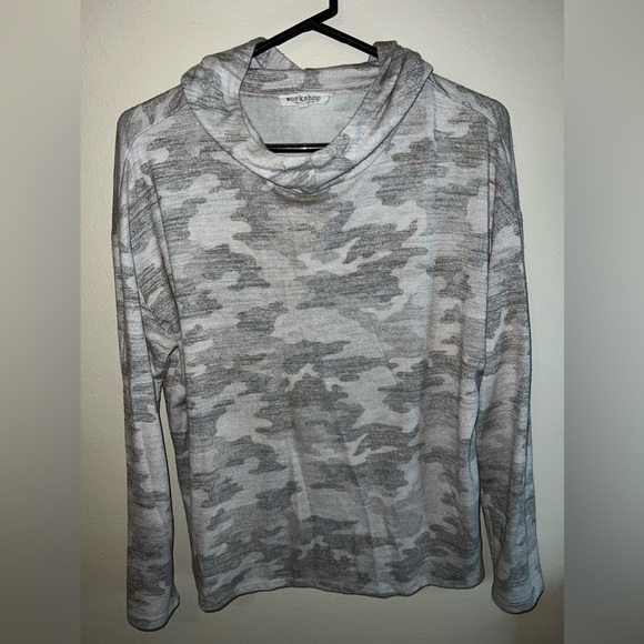 Camo pullover - Picture 1 of 4